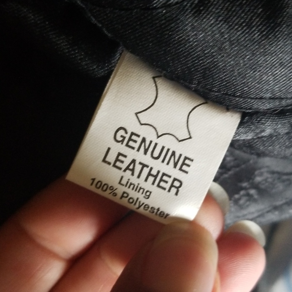 Leather jacket - Picture 5 of 8